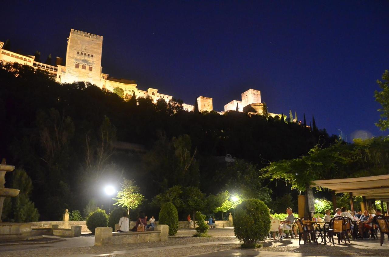 Paseo de los Tristes Granada Exterior foto
